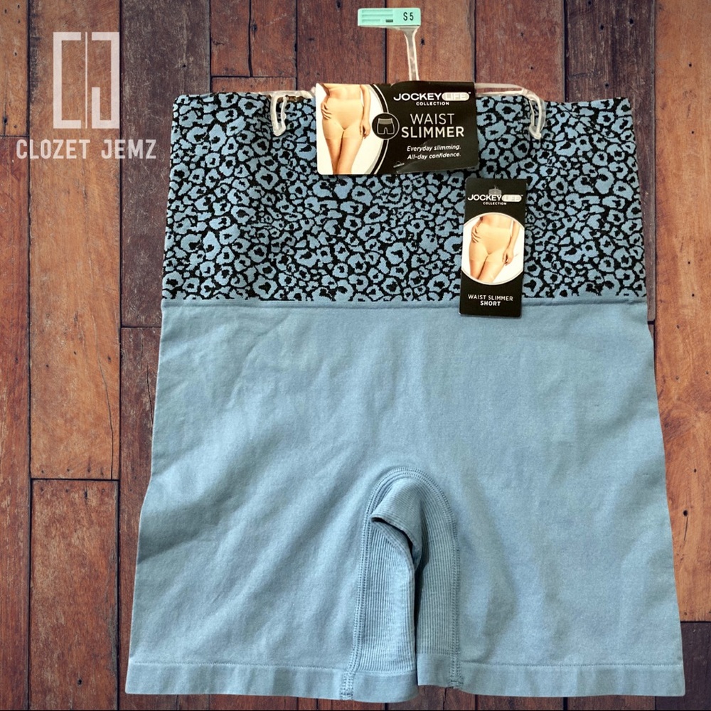 Women's Small (5) NEW Blue Jockey Waist Slimmer Leopard Print Short - NWT